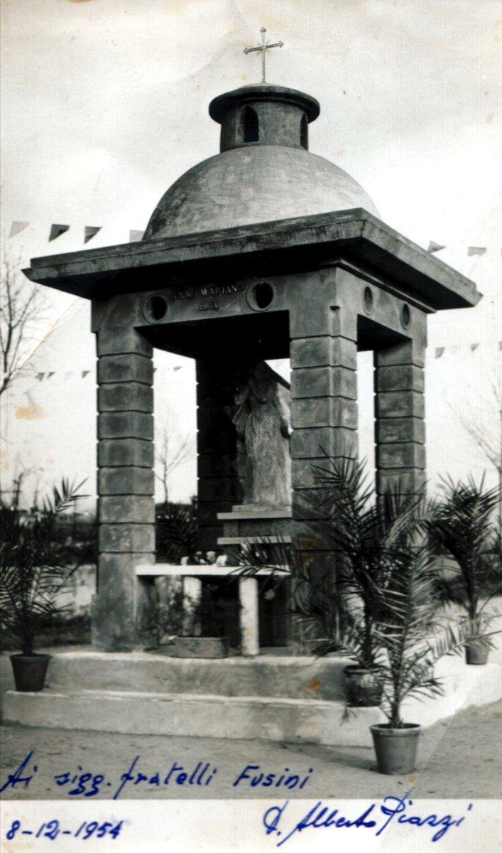 Capitello votivo realizzato da Amedeo Fusini a Vigasio (VR)